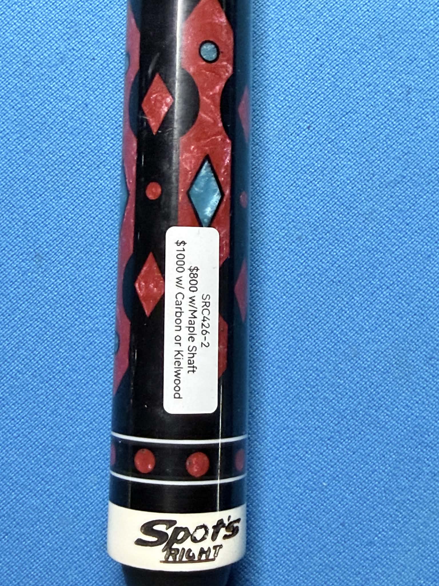 Spots Right Custom Cue SRC-426-2