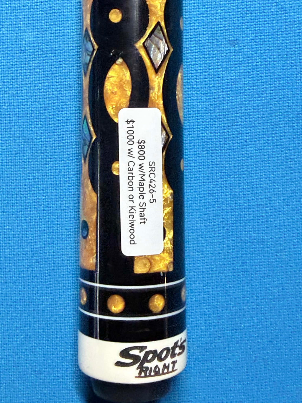 Spots Right Custom Cue SRC-426-5